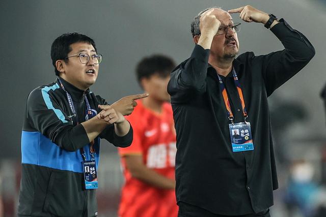 英媒：纽卡中卫博特曼即将回归