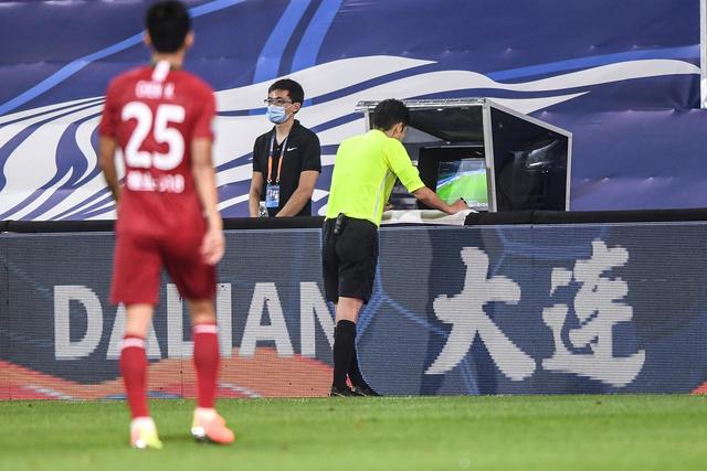 FIFPRO评选2024年度最佳阵容 梅西C罗姆巴佩在列